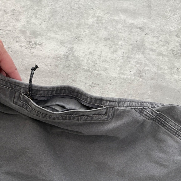 G.H.Bass&Co Gray Soft Stretch Canvas Men’s Pants Size Fit 42x32 Work - Picture 4 of 5